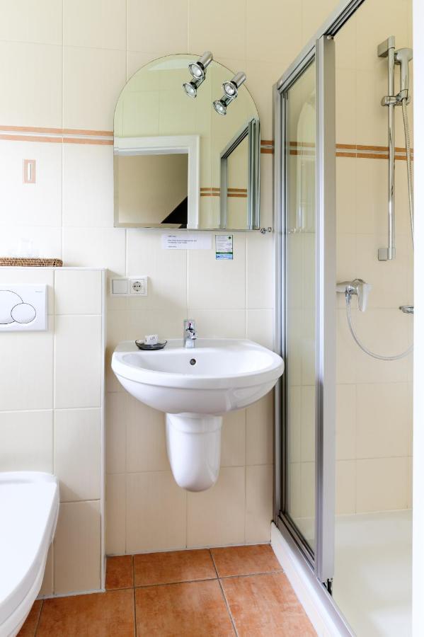 Hattstedtermarsch Nordsee-Hotel Arlau-Schleuse מראה חיצוני תמונה